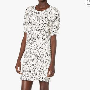 3/$10 Daily Ritual Supersoft Relaxed Fit Puff Sleeve Dress